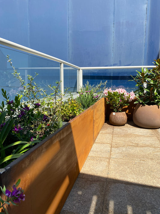 Acero Corten en el Jardín: Una Integración Armónica y Duradera